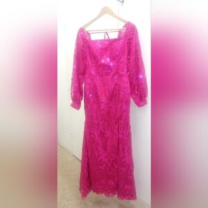 **Long Sleeve Sequin Swirls Dress